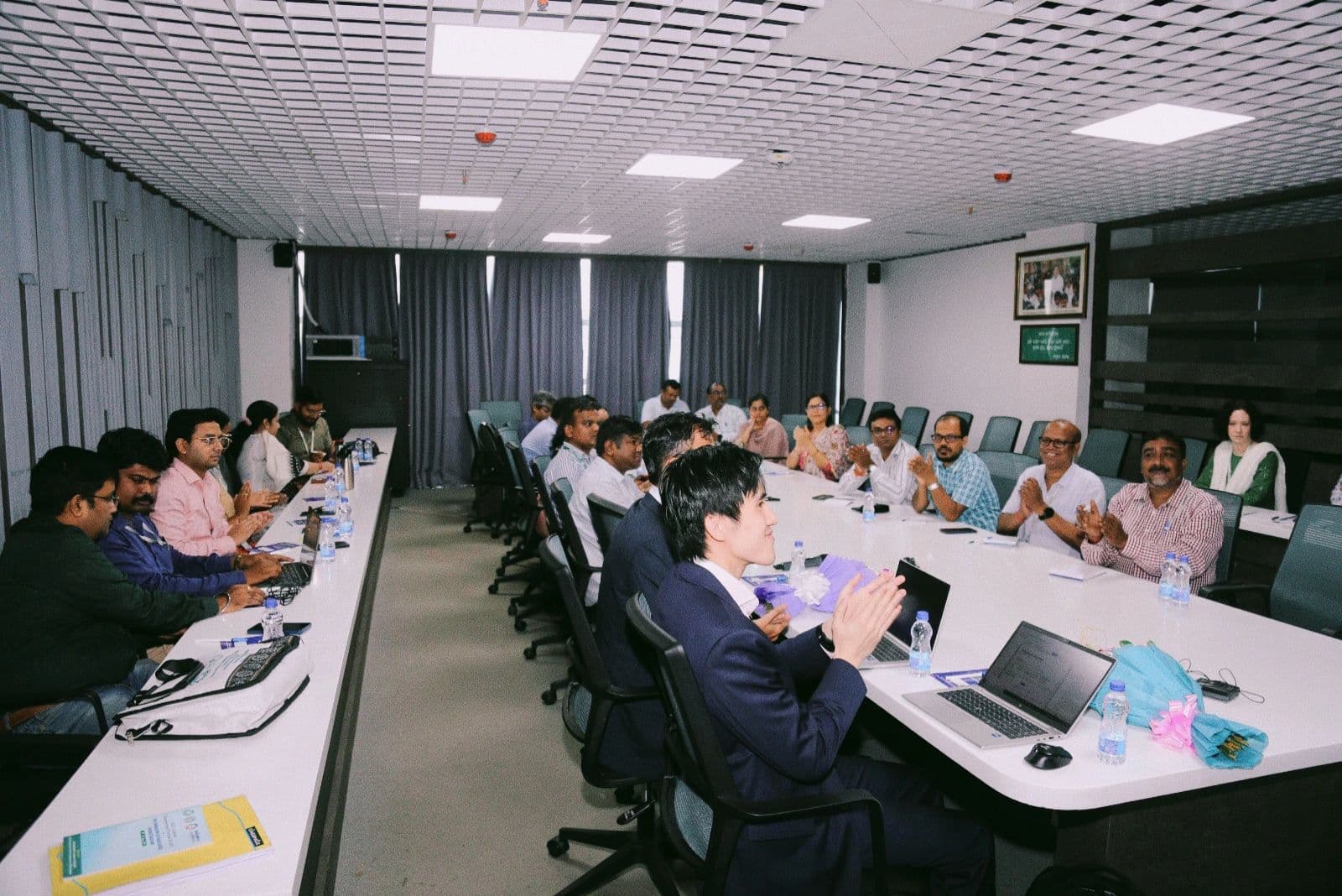 Leveraging THE Data Points and Use Cases - photograph 5